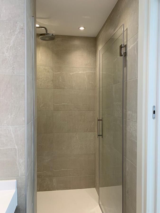 Sitges Spaces Oasis Suites- 4 Bedroom, 4 Ensuite Bathrooms, Terrace, Pool, Sitges Centre ภายนอก รูปภาพ